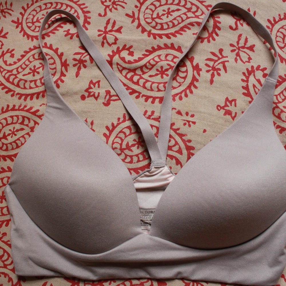 Victoria's Secret Lightly Lined Plunge Bra 32C